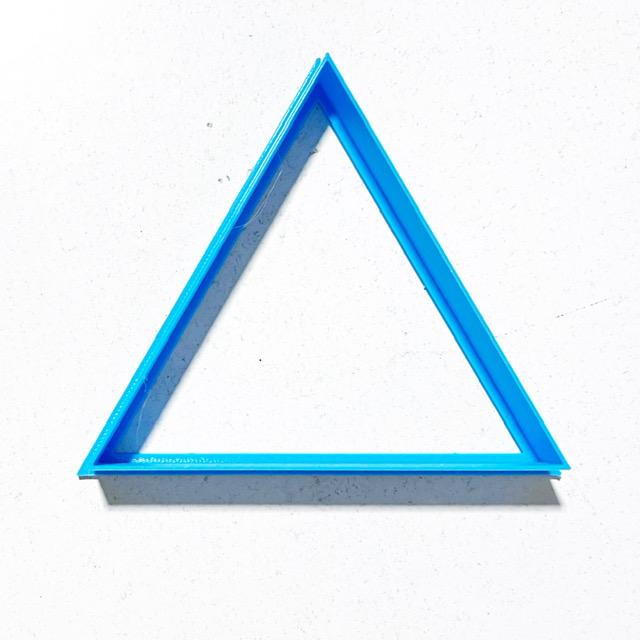 Cortador Plástico Triângulo 10 cm